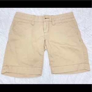 American Eagle khaki shorts size 0 stretch